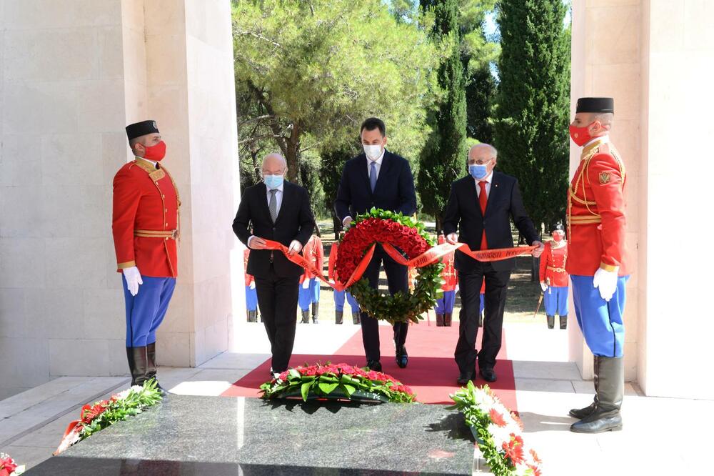 Polaganje vijenca, Foto: Podgorica.me