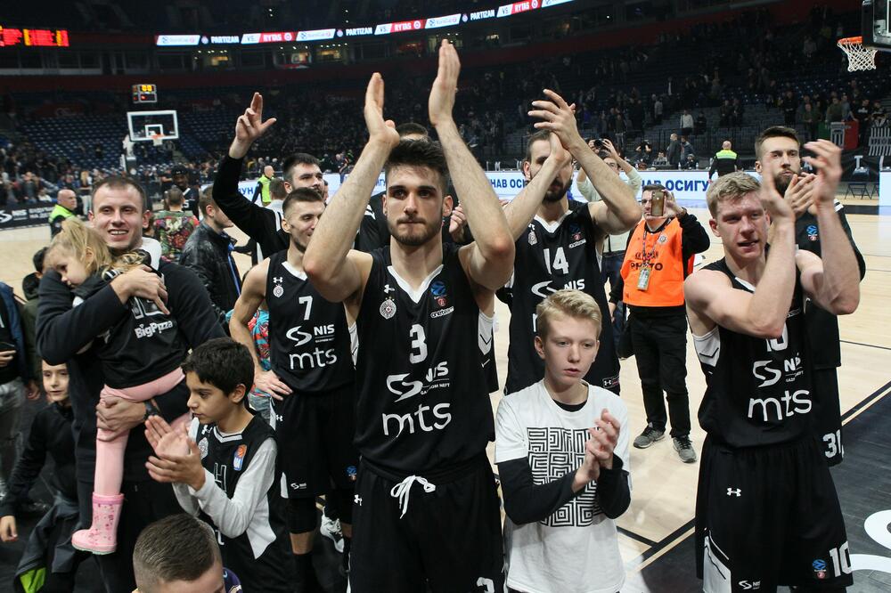 Košarkaši Partizana, Foto: BETAPHOTO