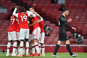 Liverpul odustao od rekorda, Arsenal kaznio greške šampiona