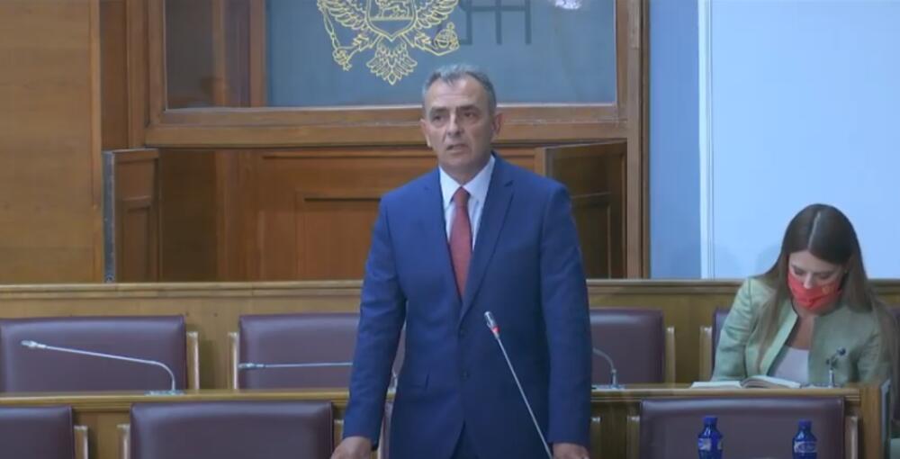 Hrapović danas u parlamentu