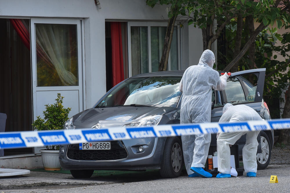 Sa mjesta ubistva, Foto: Savo Prelević