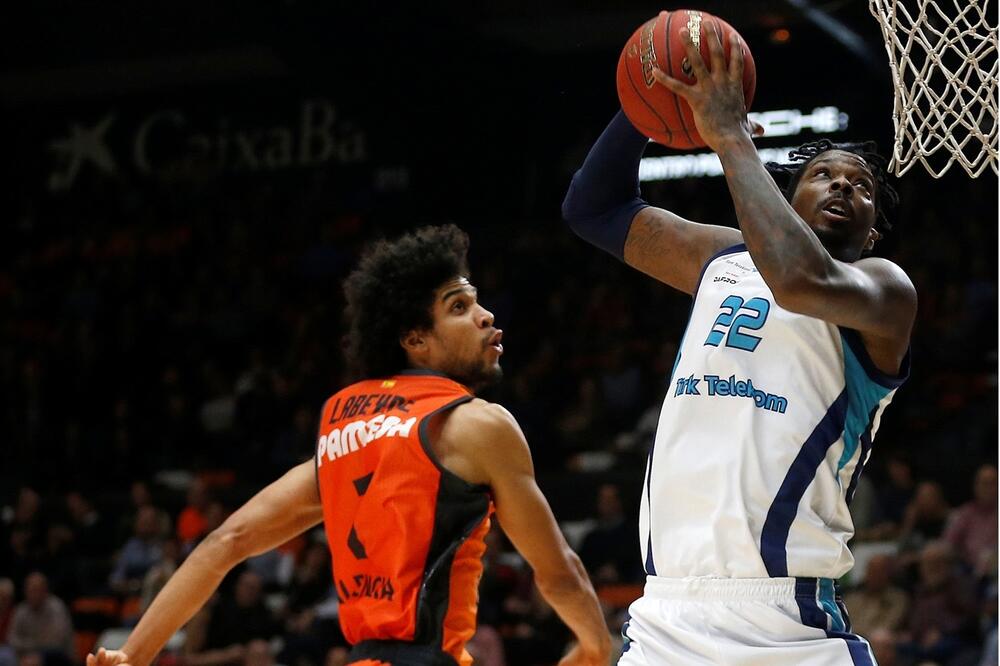 Keni Gejbrijel u dresu Turk Telekoma, Foto: Eurocup