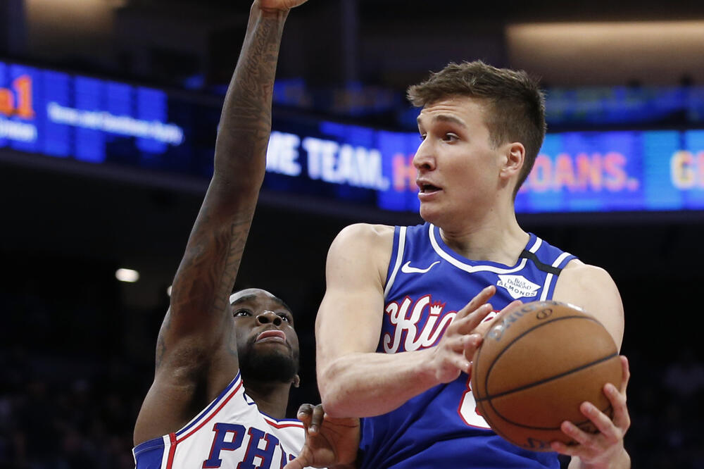 Bogdanović je pokazao da zna šta je najveća vrijednost, Foto: Beta/AP