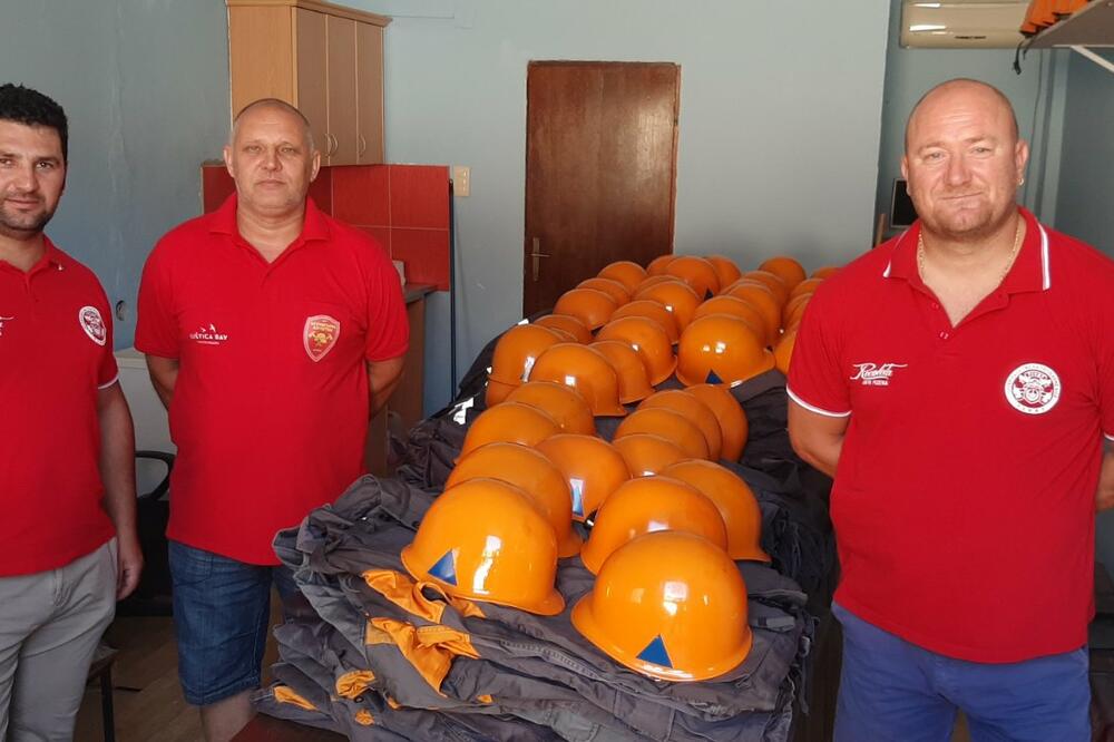 Dobrovoljno vatrogasno društvo, Foto: Siniša Luković