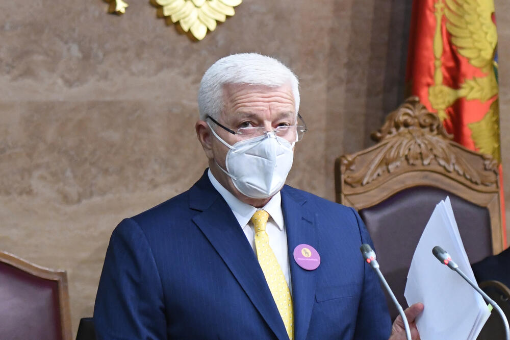 Marković danas u parlamentu, Foto: Savo Prelević