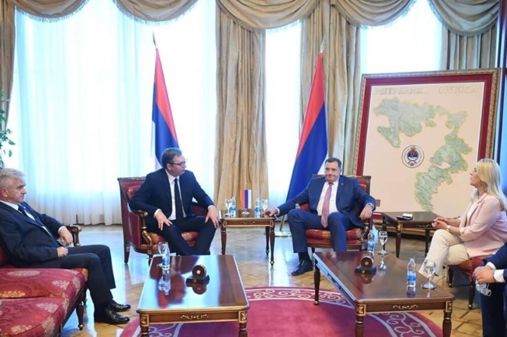 Vučić i Dodik, Foto: instagram.com/buducnostsrbijeav