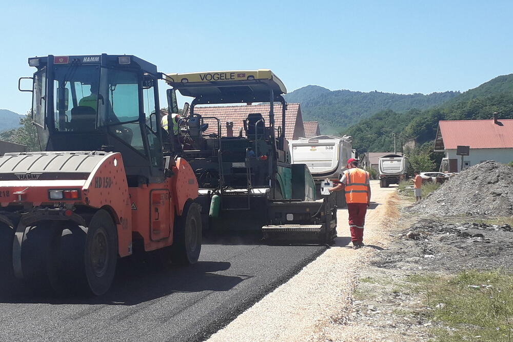 Juče u Lugovima, Foto: Dragana Šćepanović