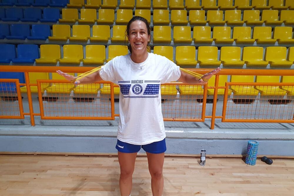 Andrea Lekić juče na prvom treningu, Foto: ŽRK Budućnost