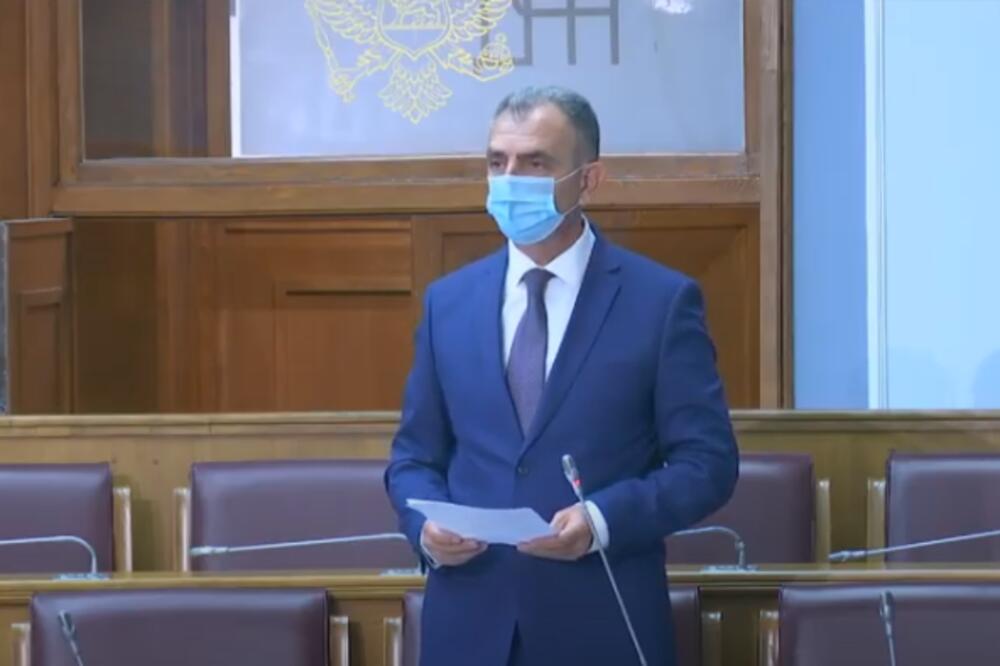 Hrapović u parlamentu, Foto: Printscreen YouTube