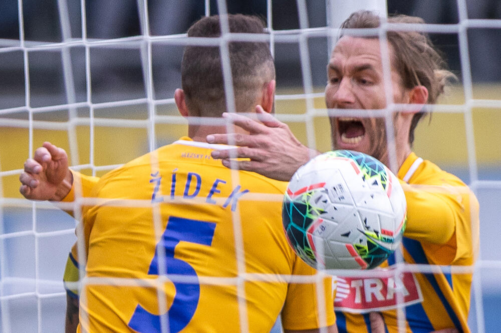 Opavi su za opstanak trebala dva boda u utakmicama protiv velikih favorita, Foto: Twiter