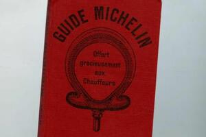 Michelinov vodič iz 1900. prodat za 26.500 eura