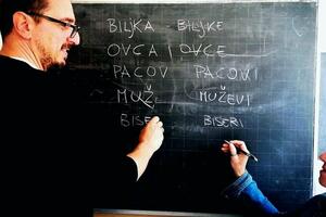 Srpskohrvatski živi u Italiji, iako njegove domovine nema već 30...