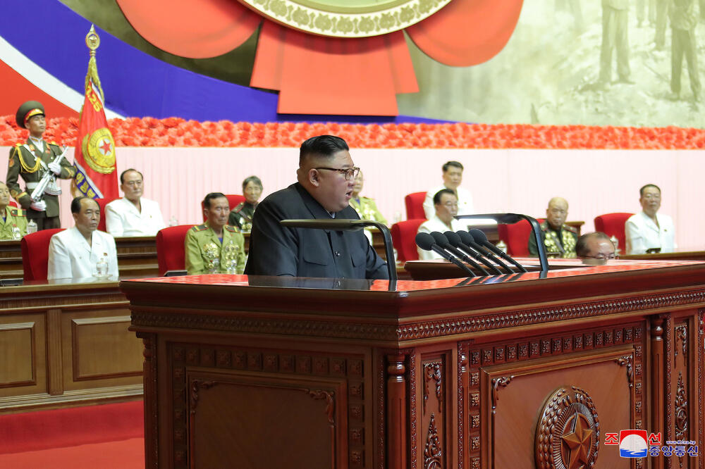 Kim Džong Un  na sastanku sa veteranima povodom 67. godišnjice primirja u Korejskom ratu, Foto: Reuters