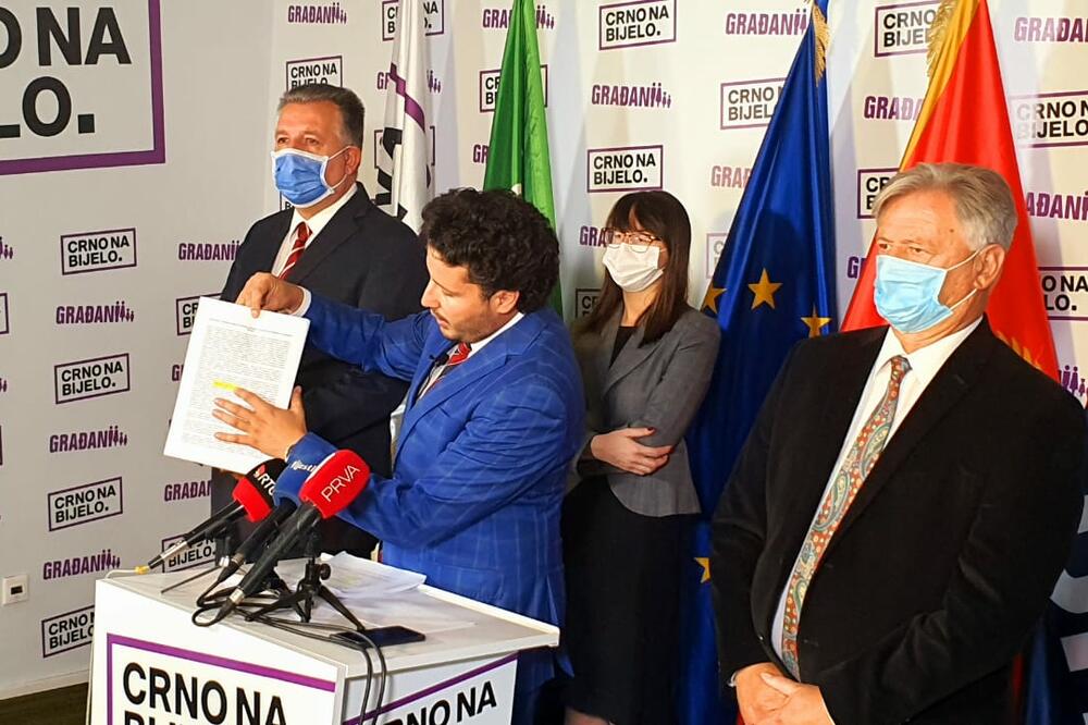 "Sekulilć ponižava državu": Abazović na presu, Foto: Građanski pokret URA