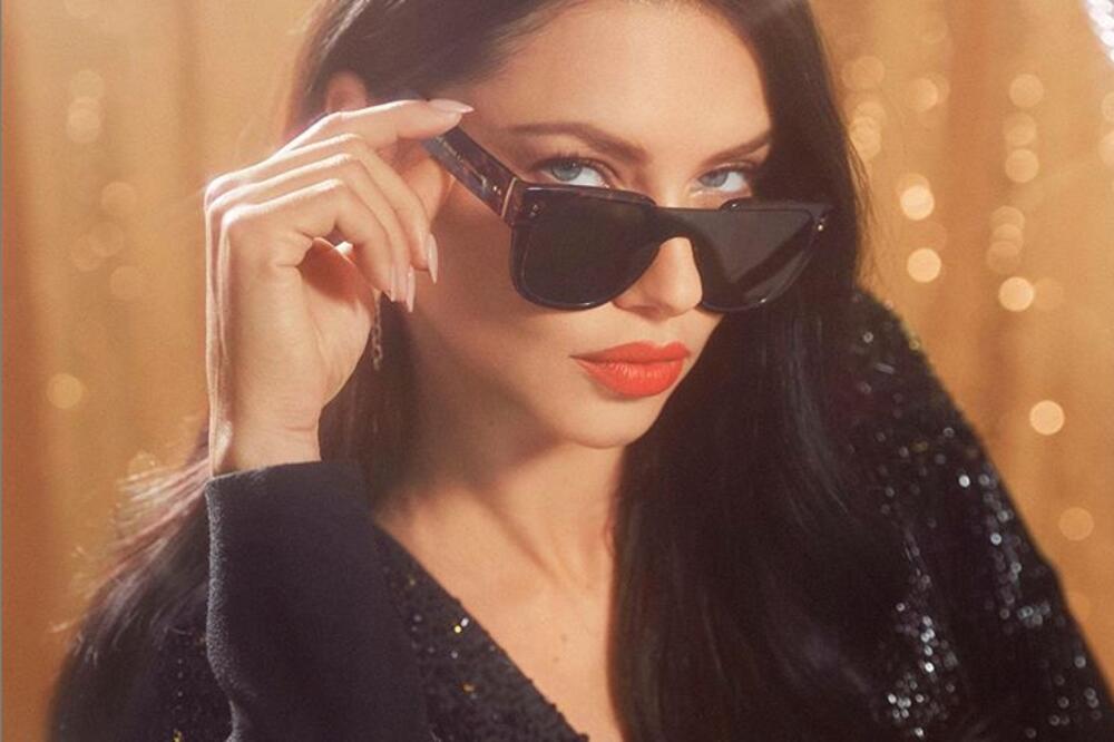 Adrijana Lima, manekenka, Foto: Instagram/adrianalima