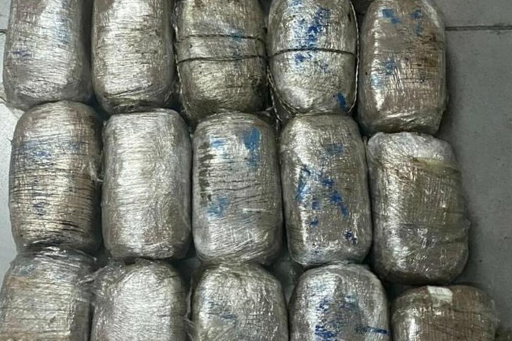 Pronađena droga, Foto: Uprava policije