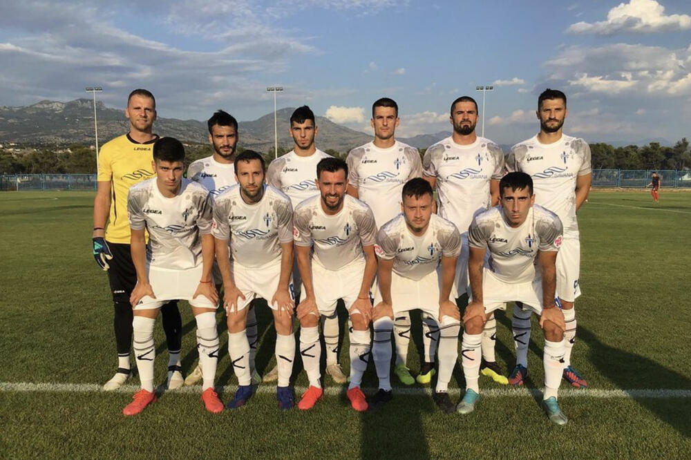 Ekipa Budućnosti uoči današnjeg meča, Foto: FK Budućnost