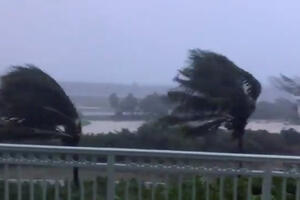 Florida se priprema za dolazak uragana Isaja