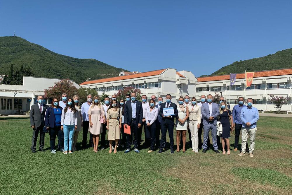 Grupa birača "Nova Budva", Foto: Vuk Lajović