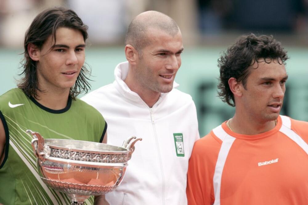 Nadal i Puerta sa Zidanom nakon finala 2005., Foto: Printscreen