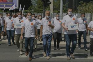 "Mir je naša nacija": Tražimo hitno oslobađanje admina FB stranice