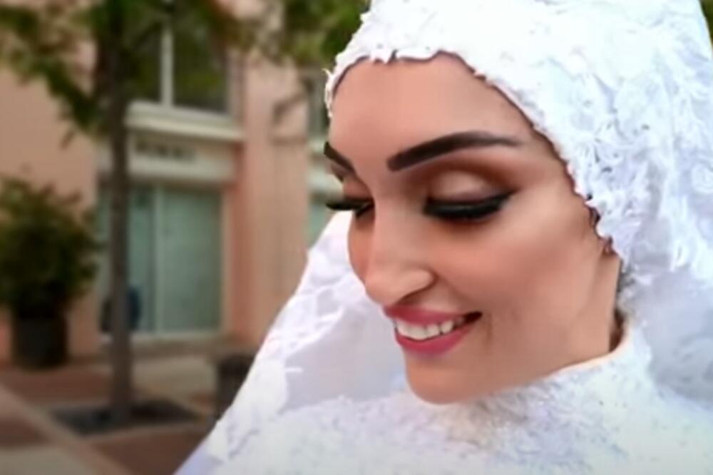 Srećne trenutke prekinula je eksplozija, Foto: Printscreen YouTube