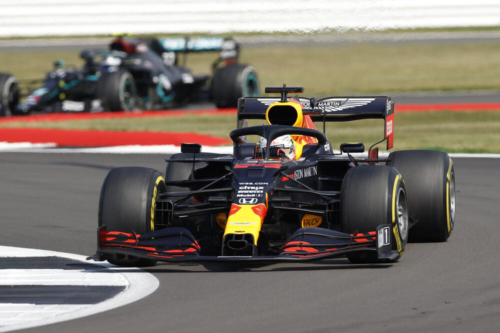 Ferstapen je majstorski obilazio i Mercedese, Foto: REUTERS