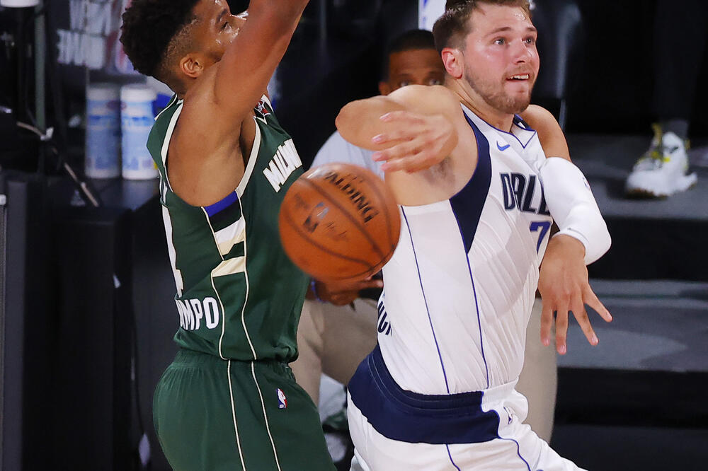Ni MVP se nije snašao u odbrani od Dončića, Foto: Beta/AP