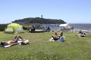 Japan zabilježio manje od 1.000 novozaraženih