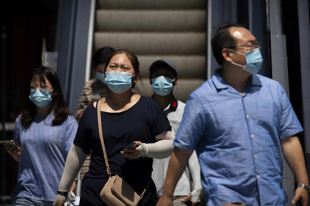 Zdravstveni zvaničnici vjeruju da je pravi broj zaraženih mnogo viši, Foto: Beta/AP