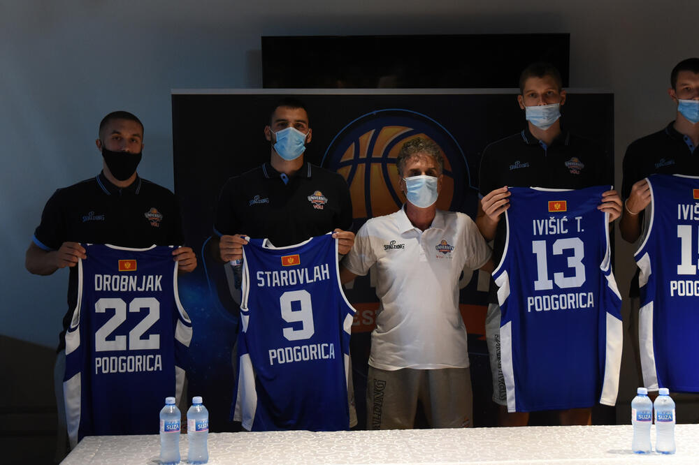 Drobnjak, Starovlah, trener Trajković i braća Ivišić na današnjoj pres konferenciji, Foto: Savo Prelević