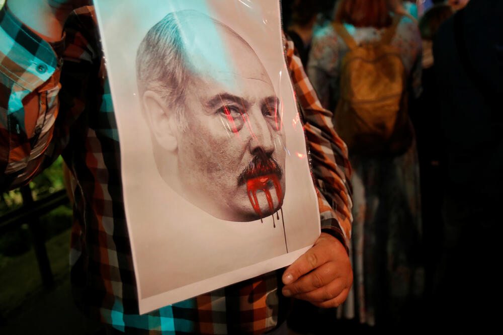 Sa protesta ispred bjeloruske ambasade u Moskvi, Foto: Reuters