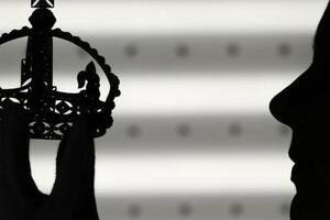 Apsolutna vlast apsolutno kvari