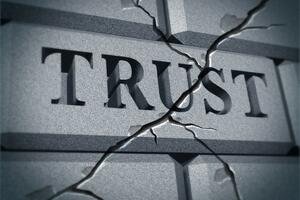 Nepovjerenje kao društvena konstanta