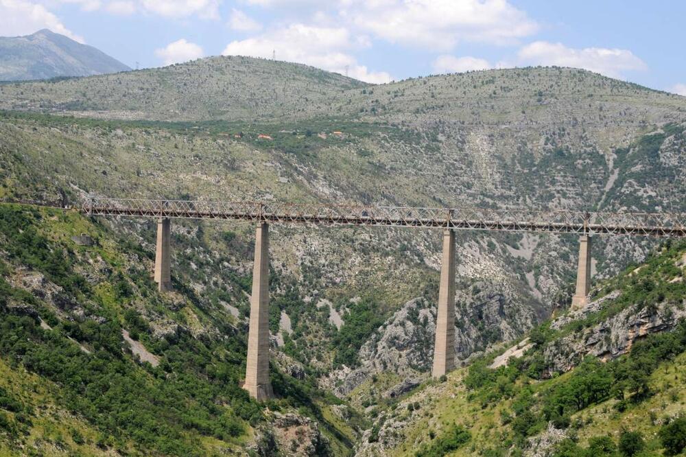 Vijadukt na Maloj Rijeci, Foto: Boris Pejović