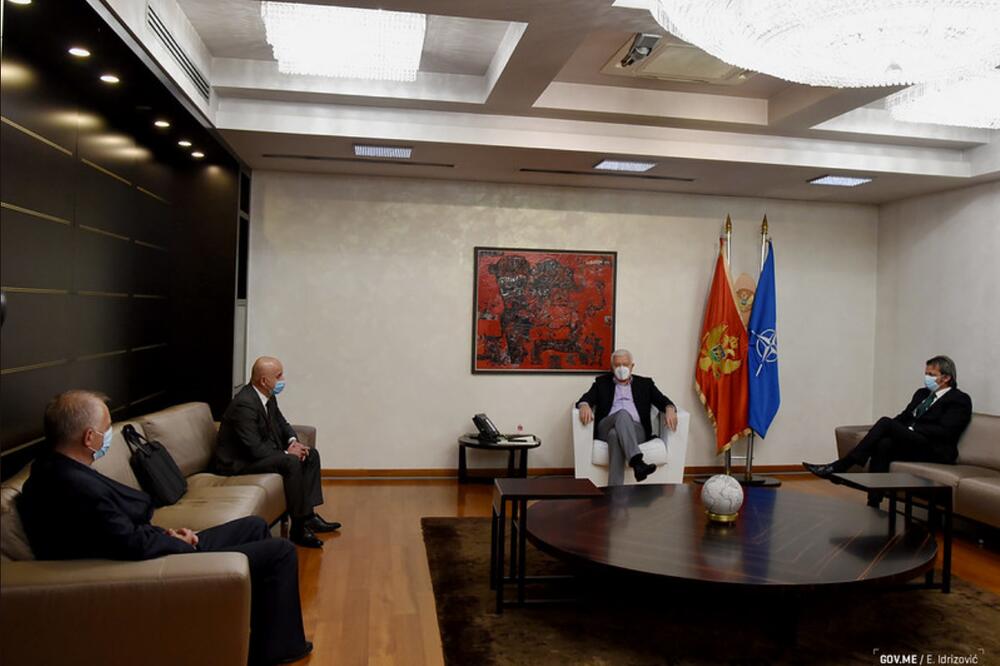 Sa sastanka, Foto: Twitter