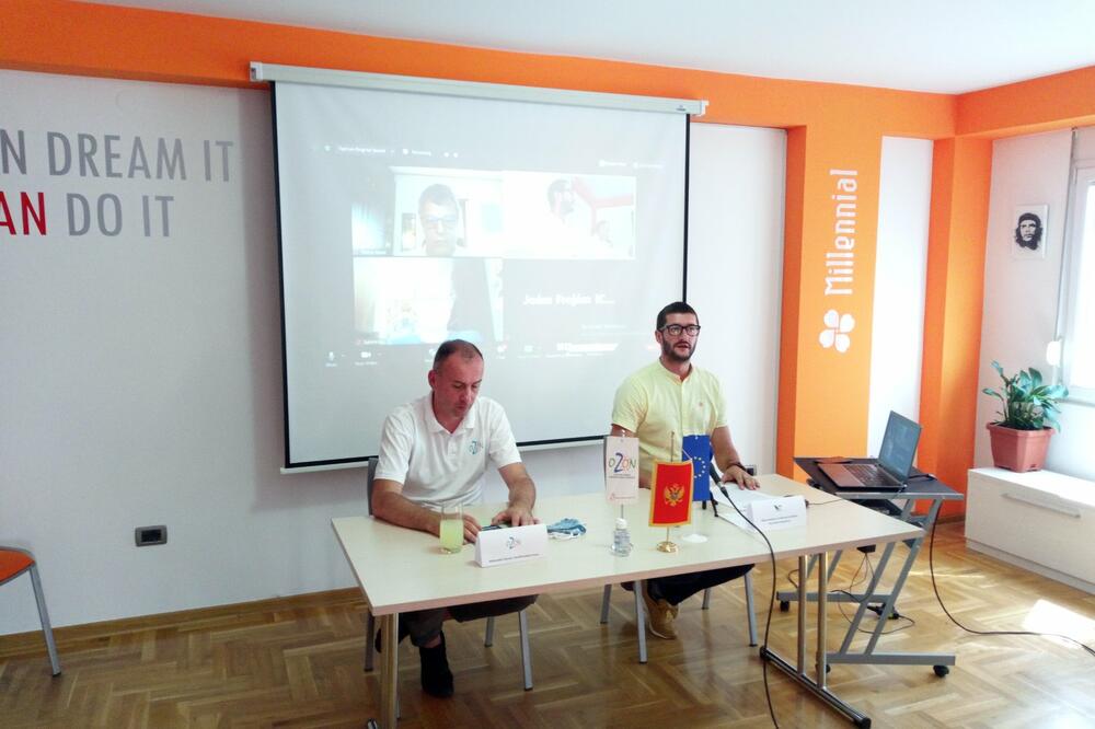 Sa pres konferencije, Foto: GI Sačuvajmo Sinjajevinu