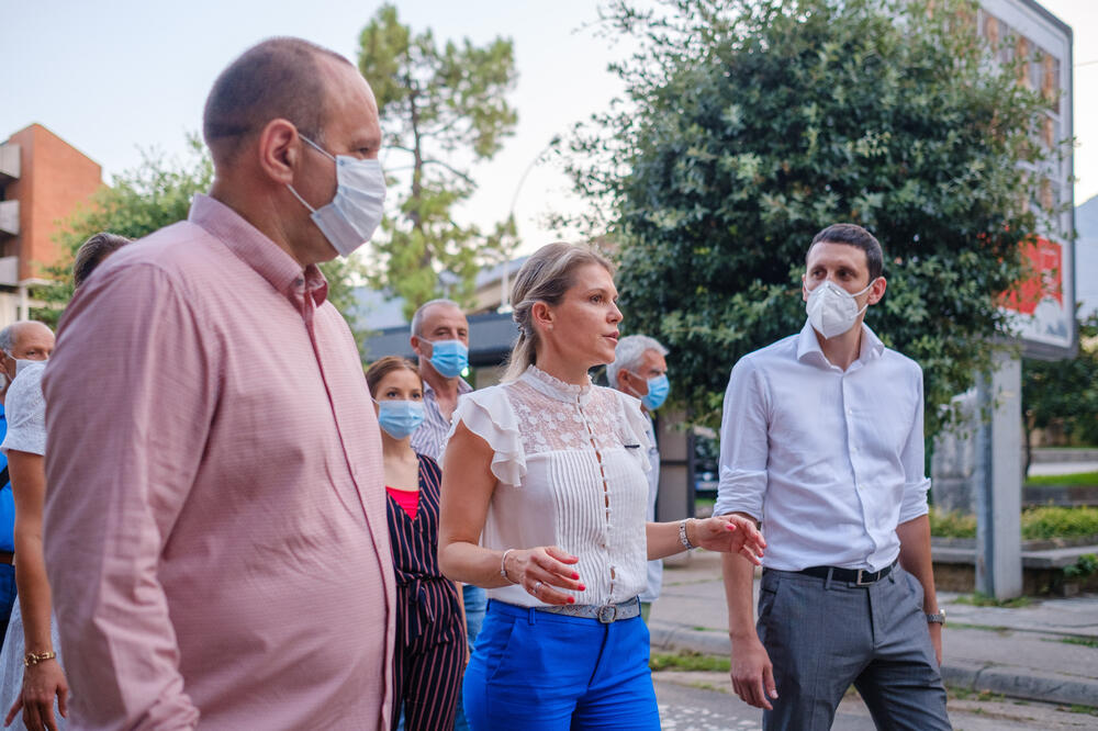 Predsjednica SDP-a sa kandidatima za poslanike posjetila Danilovgrad i Spuž, Foto: SDP