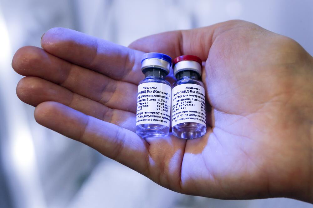 Ruska vakcina, Foto: AP