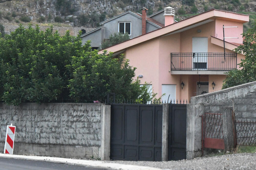 Podnio zahtjev za uknjiženje: Kuća u Dinoši, Foto: Savo Prelević