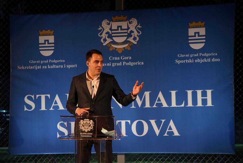 <p>Košarkaški teren nosi ime istaknutog sportiste Gorana Polija Bojanića</p>