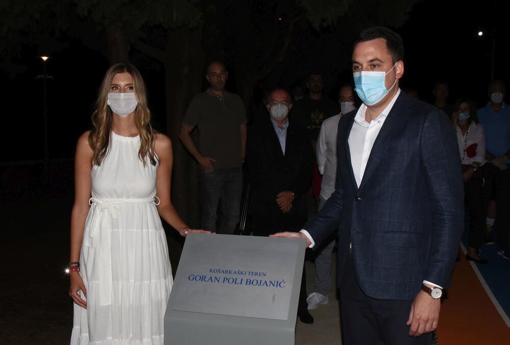<p>Košarkaški teren nosi ime istaknutog sportiste Gorana Polija Bojanića</p>