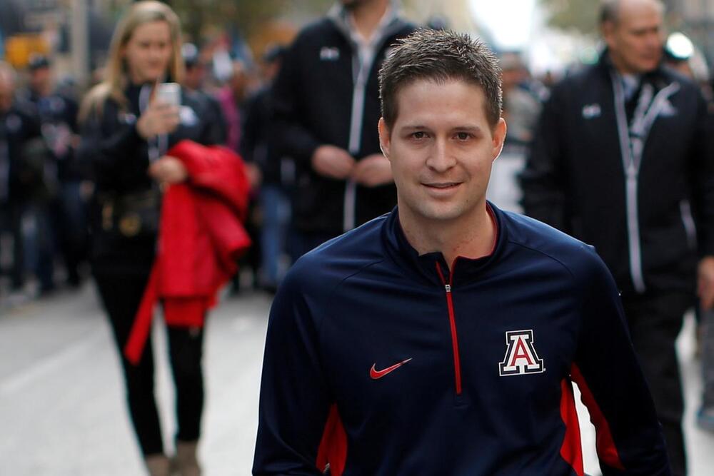 Lakovjerni donatori zavedeni pričom o Kolfejdžovoj „svetosti“, Foto: Rojters