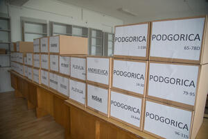 MUP: Počela primopredaja izbornog materijala DIK-u