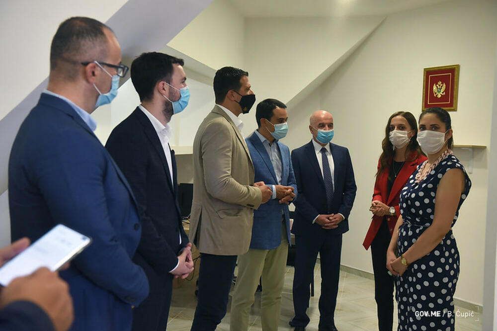 Janović i Raičević u Omladinskom centru, Foto: Ministarstvo prosvjete