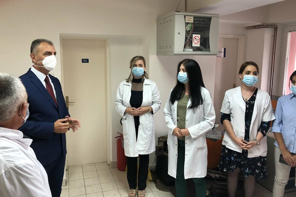 Hrapović u posjeti zdravstvenoj stanici Murino, Foto: Ministarstvo zdravlja
