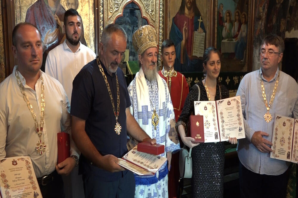 Odlikovani danas u manastiru Svete trojice, Foto: Goran Malidžan