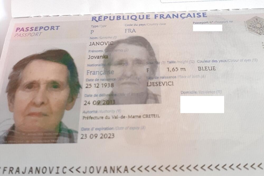 Francuski pasoš 81-godišnjakinje, Foto: Privatna arhiva