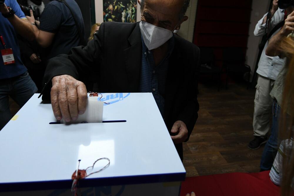 Juče na biralištima, Foto: Savo Prelević