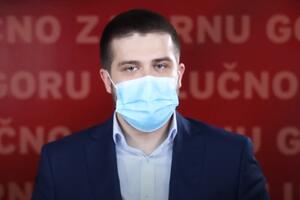 Nikolić: Napadnuta kancelarija DPS-a u Podgorici